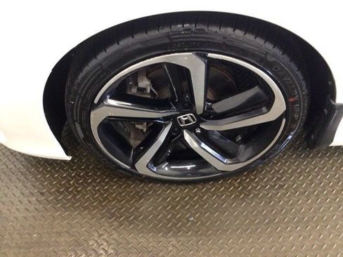 Used 2019 Honda Accord Sport image 24