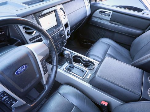 Used 2017 Ford Expedition EL Limited w/ Equipment Group 301A image 42