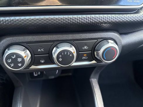 Used 2022 Nissan Kicks S image 22