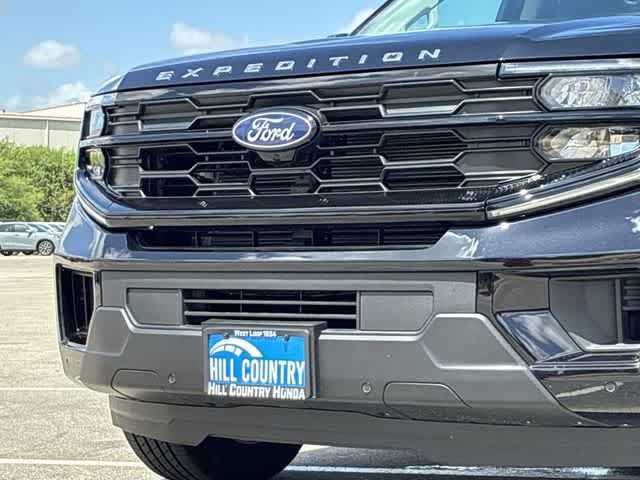 Used 2026 Ford Expedition Max Active RWD image 12