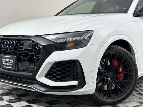 Used 2021 Audi RS Q8 w/ Black Optic Package AWD/4WD image 10