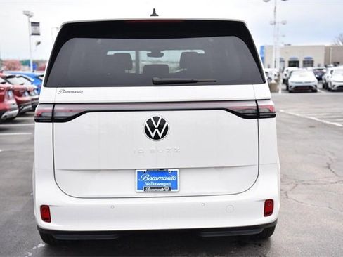 New 2025 Volkswagen ID. Buzz Pro S image 6