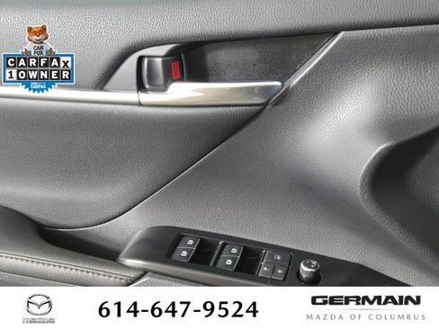 Used 2019 Toyota Camry XLE FWD image 28