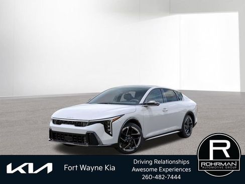 New 2026 Kia K4 GT-Line image 1