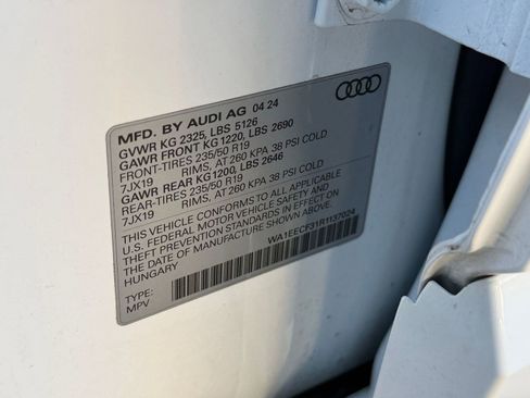 Used 2024 Audi Q3 2.0T Premium Plus w/ Premium Plus Package image 20