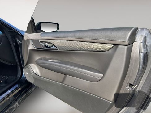 Used 2016 Cadillac ATS V w/ Luxury Package RWD image 25