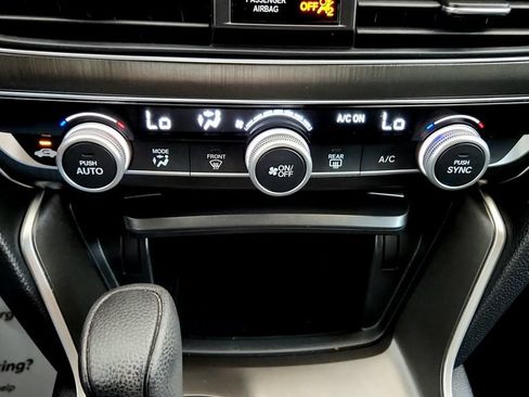 Used 2020 Honda Accord LX image 29