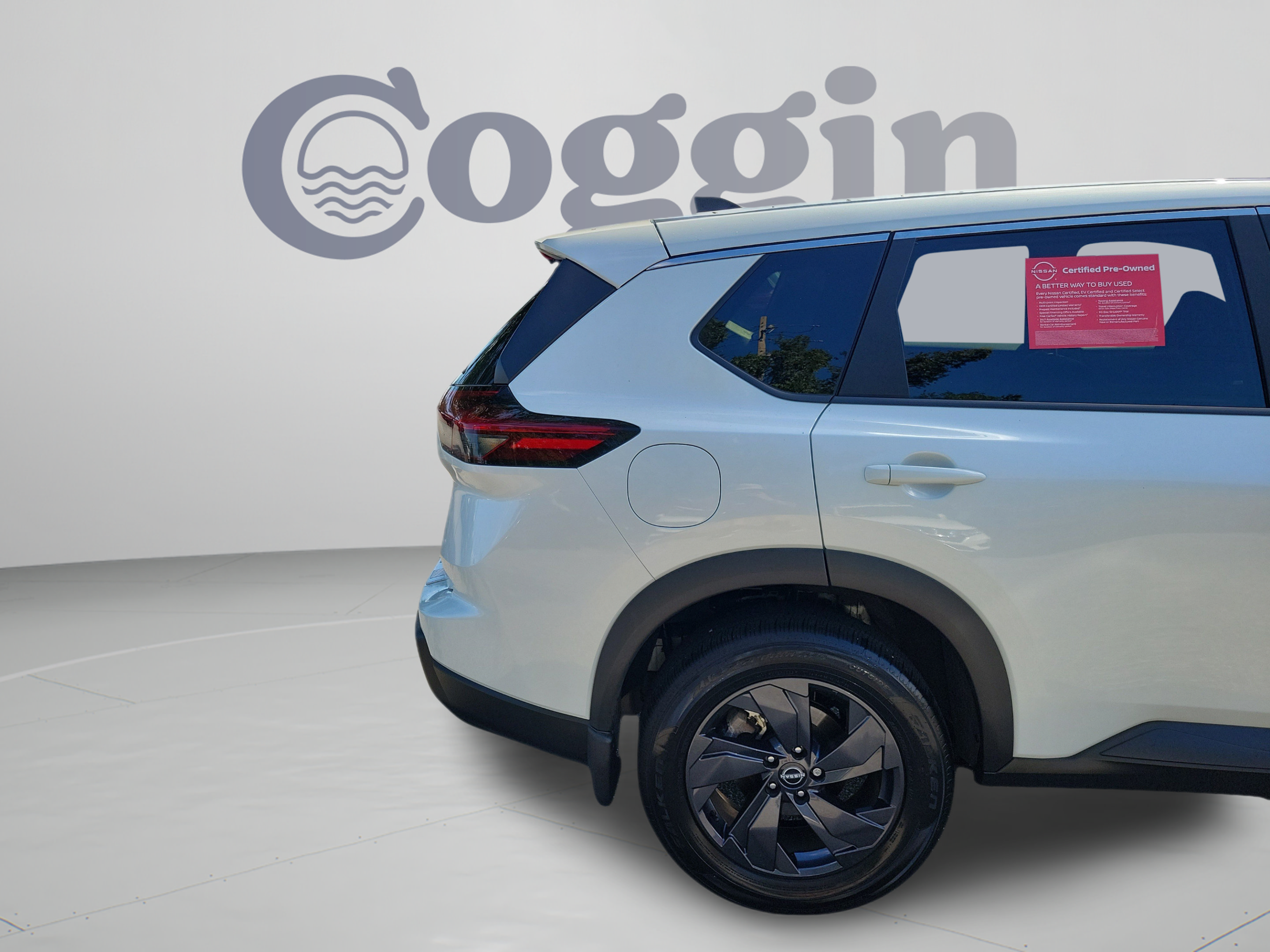 Certified 2026 Nissan Rogue SV FWD image 30