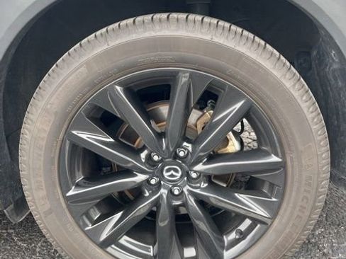 Used 2023 MAZDA CX-9 Carbon Edition image 13