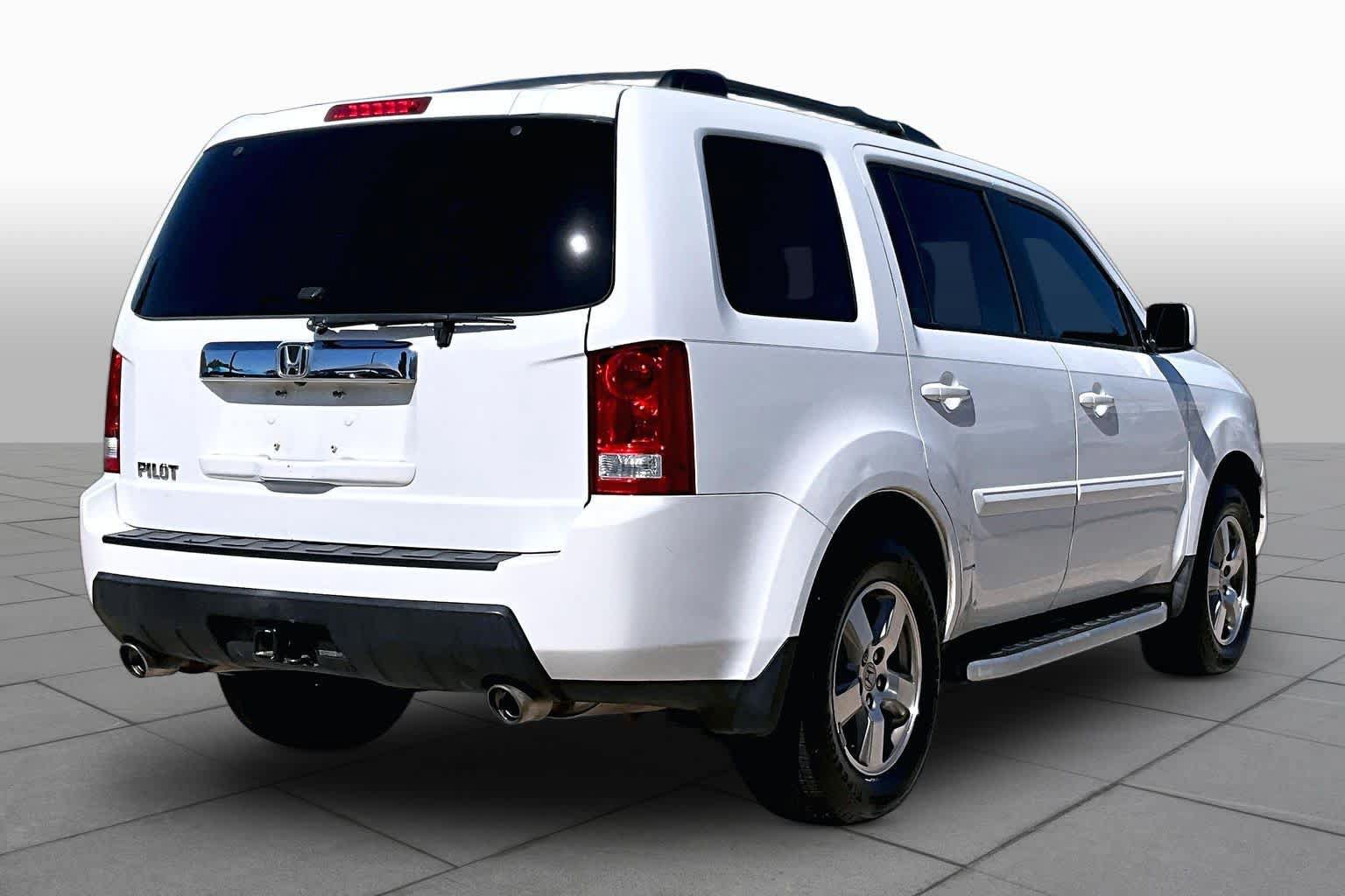 Used 2011 Honda Pilot EX-L image 11