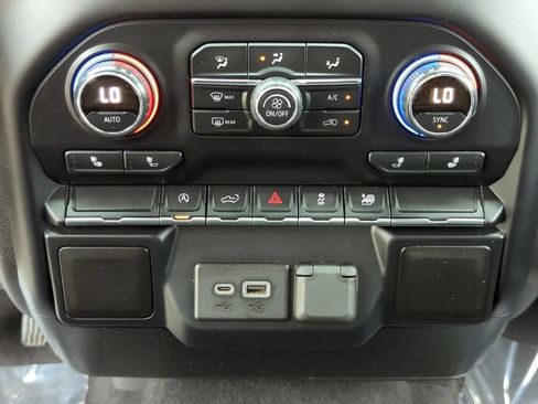 Used 2020 Chevrolet Silverado 1500 LT w/ Texas Edition RWD image 18