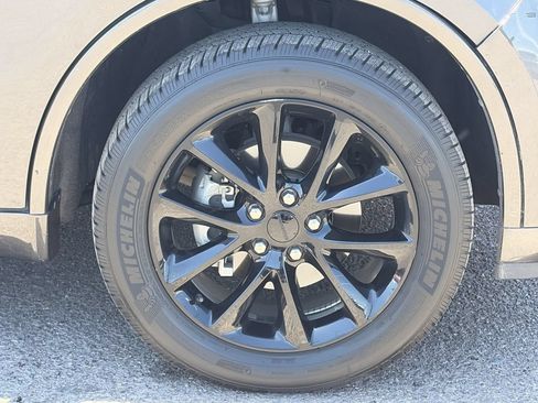 Used 2017 Dodge Durango GT w/ Premium Group AWD/4WD image 9