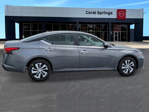 New 2025 Nissan Altima 2.5 S image 6