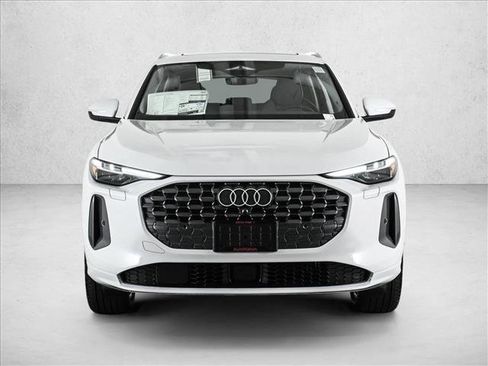 New 2025 Audi Q5 Premium Plus image 2