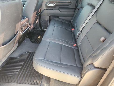 Used 2024 Chevrolet Silverado 2500 LTZ w/ LTZ Premium Package image 28