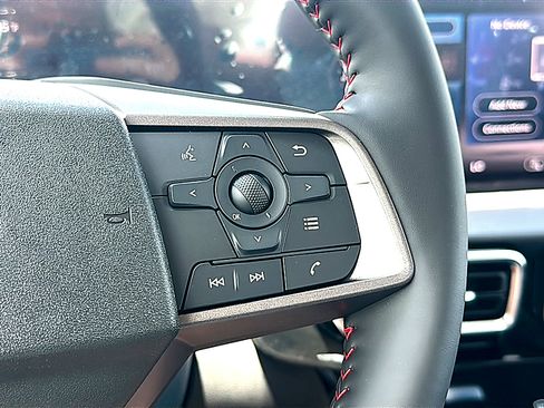 New 2026 Nissan Sentra SR w/ Floor Mat Package FWD image 18