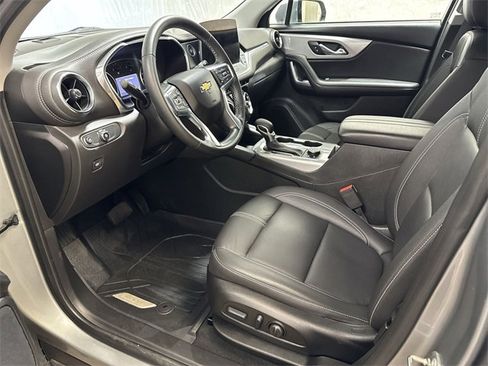 Used 2023 Chevrolet Blazer LT image 11