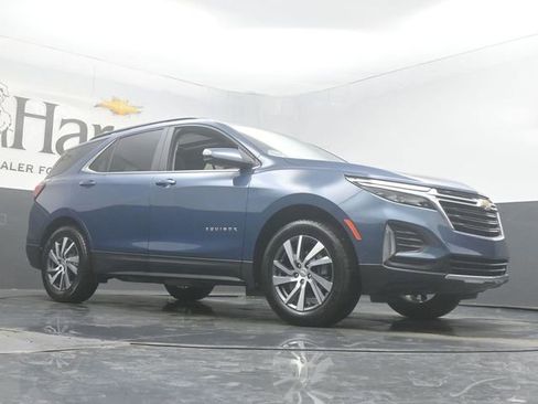 Used 2024 Chevrolet Equinox LT AWD/4WD image 2