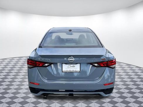 Used 2025 Nissan Sentra SR w/ SR Premium Package FWD image 4