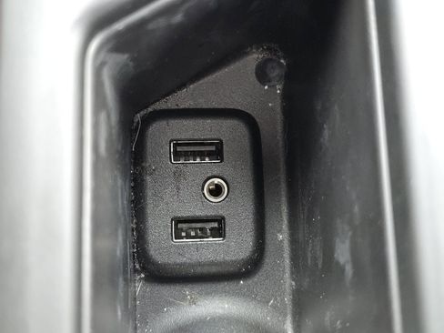 Used 2017 Buick Regal Sport Touring image 33