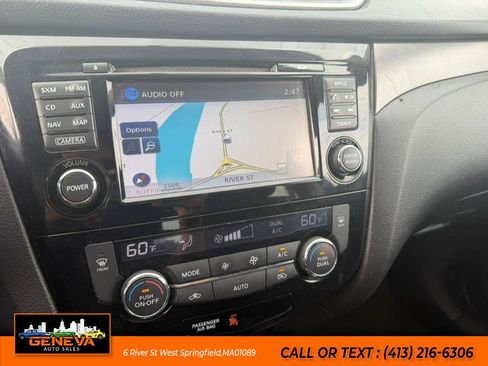 Used 2015 Nissan Rogue SV w/ SV Premium Package AWD/4WD image 15