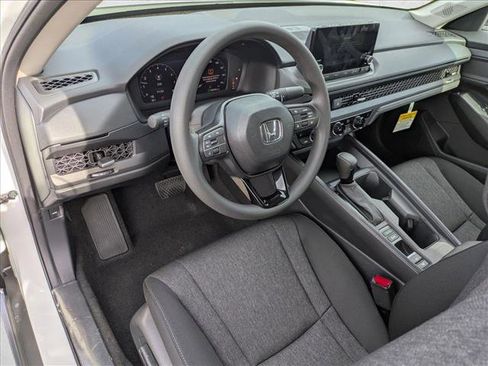 New 2025 Honda Accord SE image 3