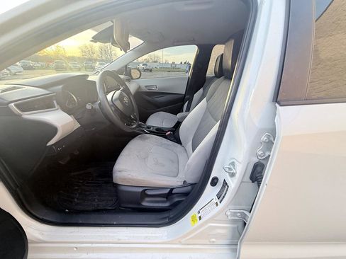 Used 2020 Toyota Corolla LE image 10