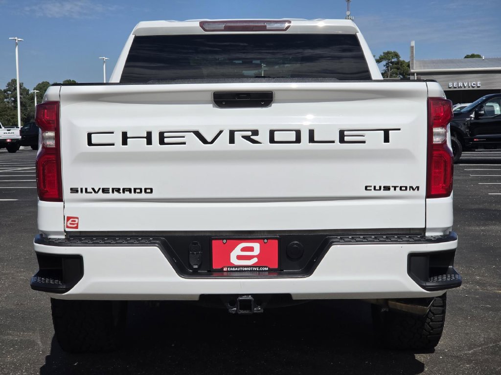 Used 2020 Chevrolet Silverado 1500 Custom w/ Custom Value Package RWD image 7