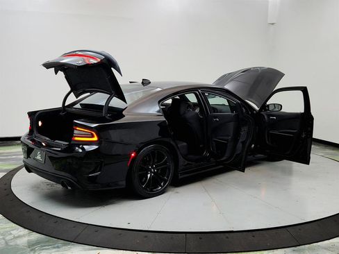 Used 2019 Dodge Charger Scat Pack image 11