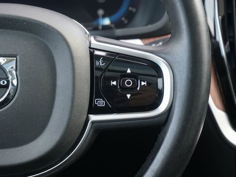 Used 2024 Volvo S60 B5 Plus image 22