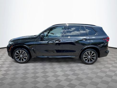 Used 2024 BMW X5 xDrive40i w/ M Sport Package AWD/4WD image 9
