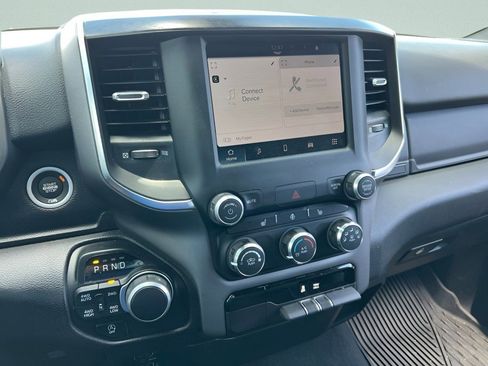 Used 2024 RAM 1500 Big Horn AWD/4WD image 25