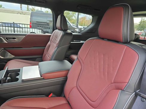 New 2026 INFINITI QX80 Autograph w/ Autograph Exterior Package image 14