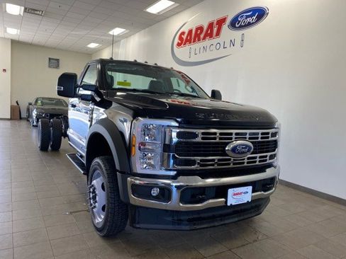 New 2024 Ford F550 4x4 Regular Cab Super Duty image 2