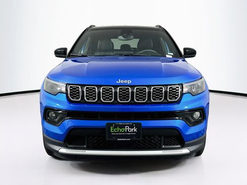 Used 2024 Jeep Compass Limited AWD/4WD image 2