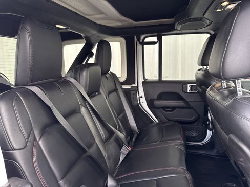 Used 2019 Jeep Wrangler Unlimited Rubicon image 43