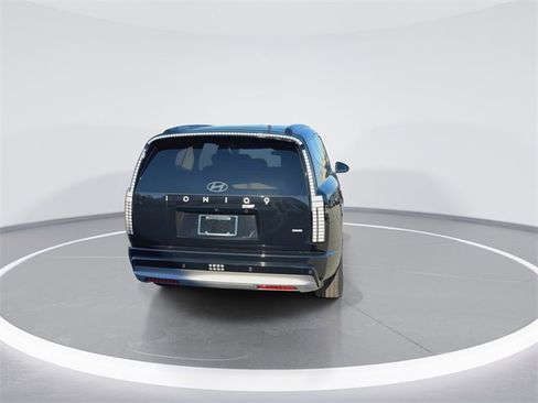 New 2026 Hyundai Ioniq 9 SEL image 3