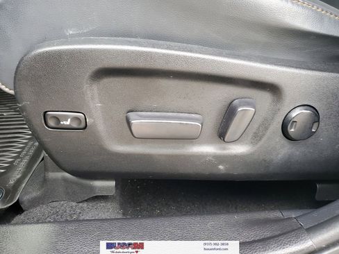 Used 2019 Toyota Highlander XLE image 20