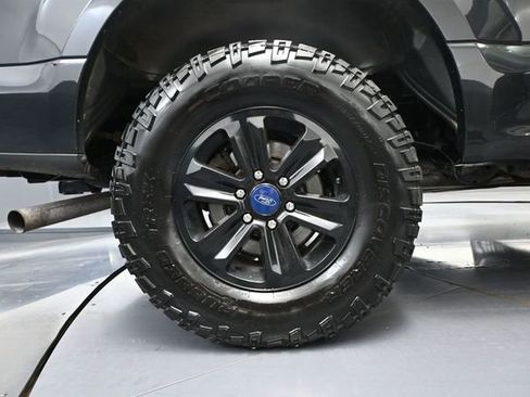 Used 2015 Ford F150 XLT AWD/4WD image 14