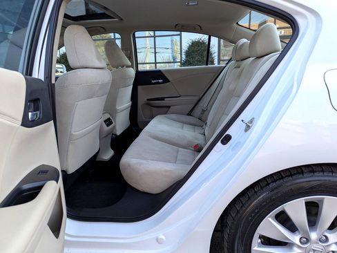 Used 2015 Honda Accord EX image 37