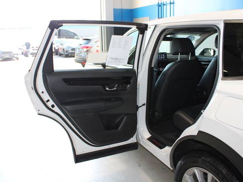 Used 2023 Honda CR-V EX-L image 16