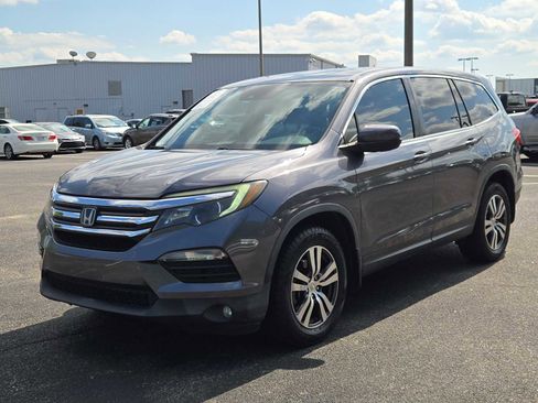 Used 2017 Honda Pilot EX-L image 3
