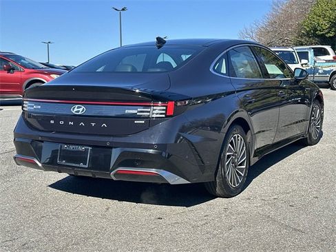 Used 2025 Hyundai Sonata Limited image 39