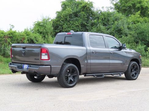 Used 2021 RAM 1500 Big Horn AWD/4WD image 3
