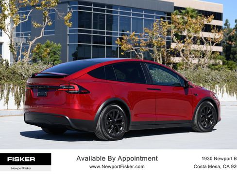 Used 2023 Tesla Model X AWD/4WD image 2