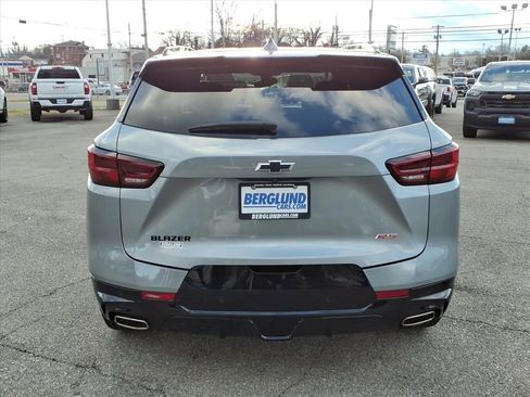 Used 2025 Chevrolet Blazer RS image 5