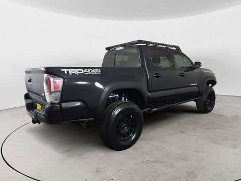 Used 2021 Toyota Tacoma TRD Off-Road w/ Technology Package image 5