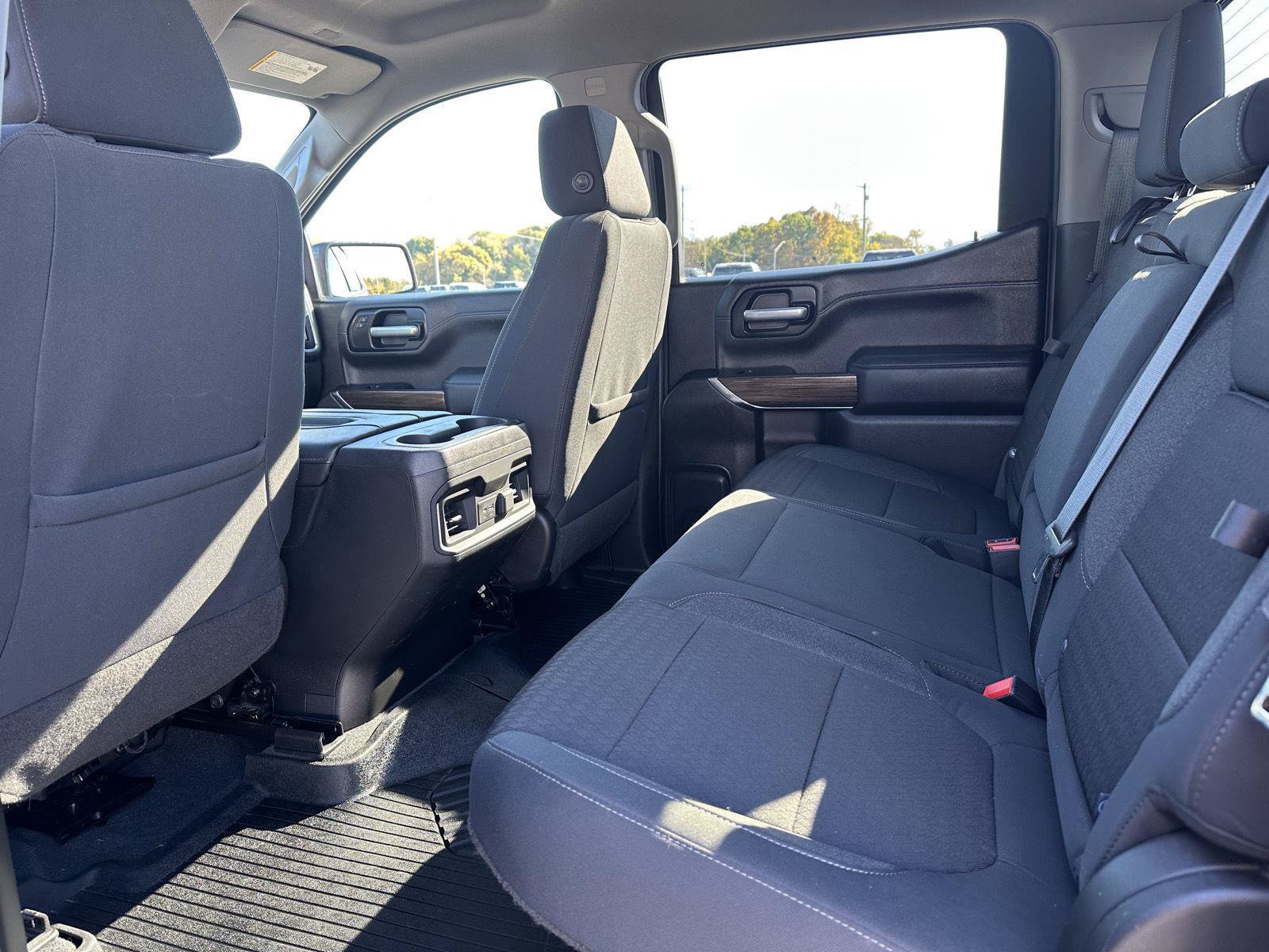 Used 2020 Chevrolet Silverado 1500 RST AWD/4WD image 16
