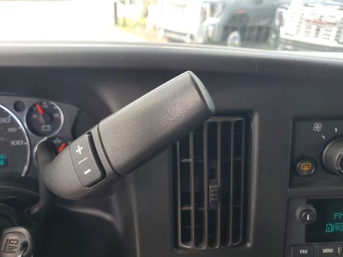 Used 2020 Chevrolet Express 3500 LT w/ LT Preferred Equipment Group image 18