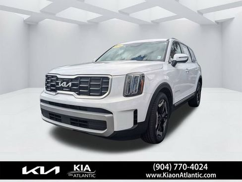 Used 2024 Kia Telluride S AWD/4WD image 7